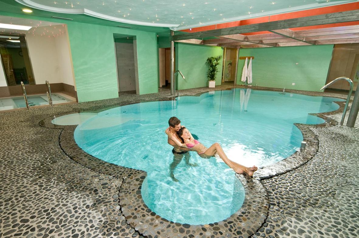 Hotel Panorama Wellness & Resort Малоско Экстерьер фото